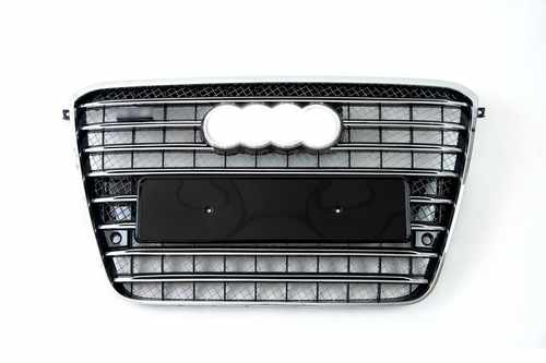 Решітка радіатора Audi A8 D4 2010-2013г W12 Chrome Black