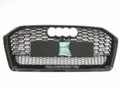 Грати радіатора Audi Q5 RSQ5 16 -19г Full Black
