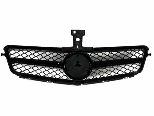 Решітка радіатора Mercedes C-Class W204 2007-2014 рік W/Moulding