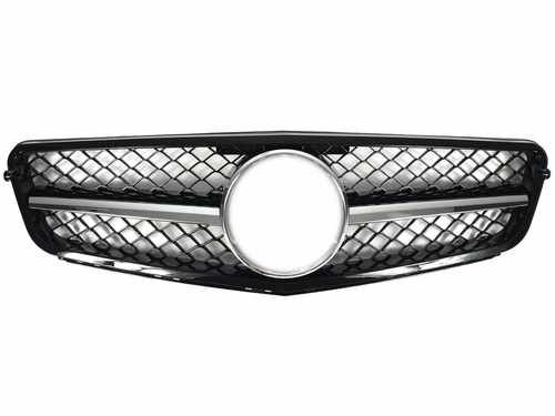 Решітка радіатора Mercedes C-Class W204 2007-2014 рік W/Moulding