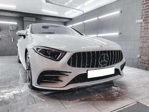 Решітка радіатора Mercedes CLS-Class C257 2018-2020 рік (GT Chrome Black)