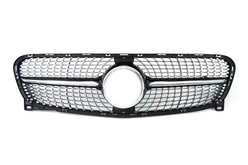 Решітка радіатора Mercedes GLA-Class X156 2014-2017 рік Diamond Black