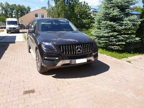 Решітка радіатора Mercedes ML-CLass W166 2011-2015 GT Chrome Black