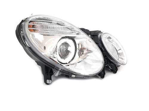 Передні фари на Mercedes E-Class W211 2002-2009 рік ( Галоген)