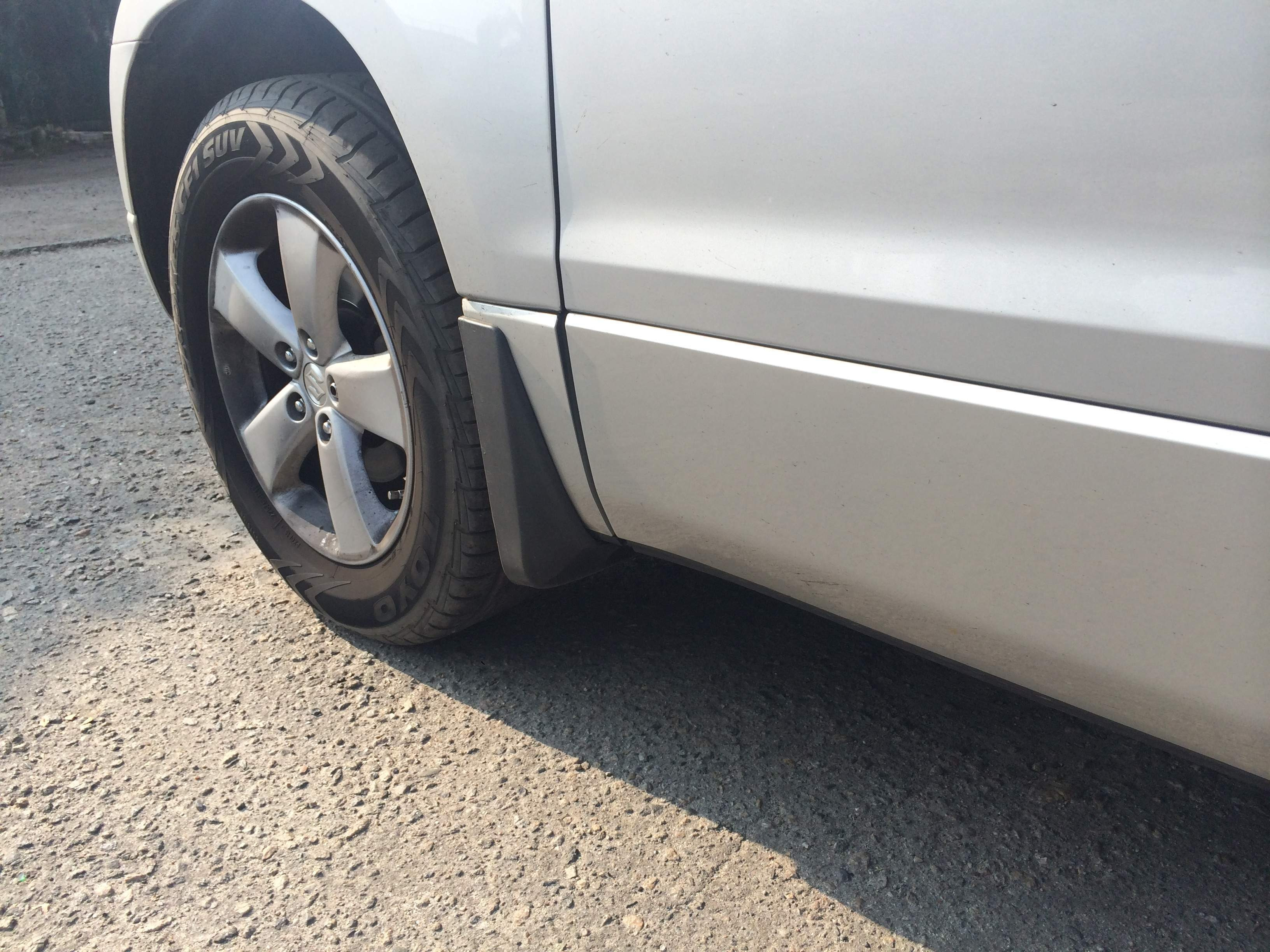 Бризковики передні Suzuki Grand Vitara 2006-2017 (комплект 2шт)