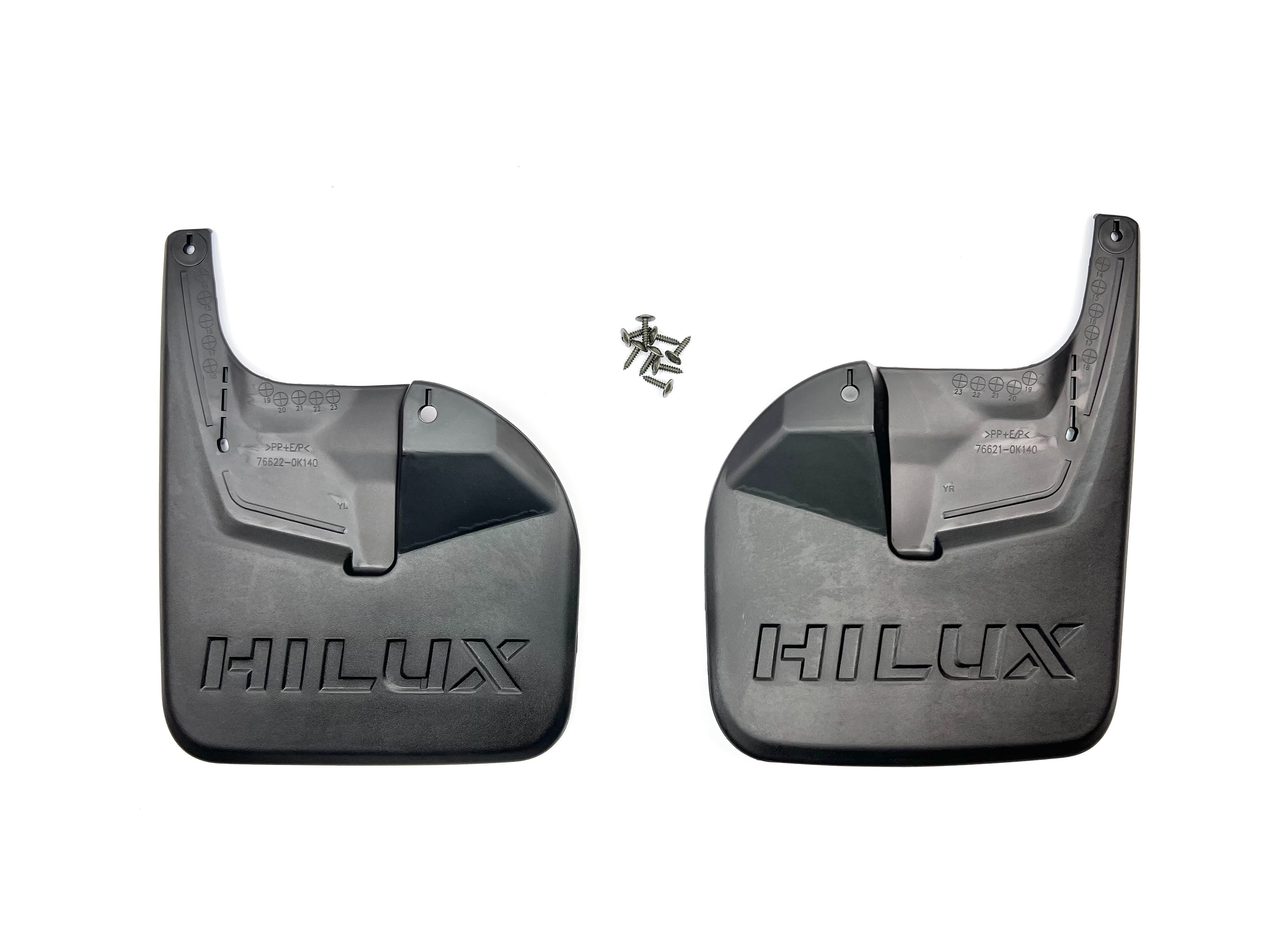 Бризковики передні Toyota Hilux 2015+ , (4шт.)