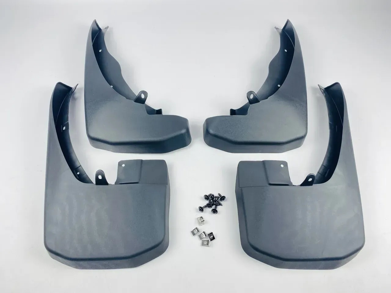 Бризковики Nissan Navara 2005-2015, комплект 4шт.