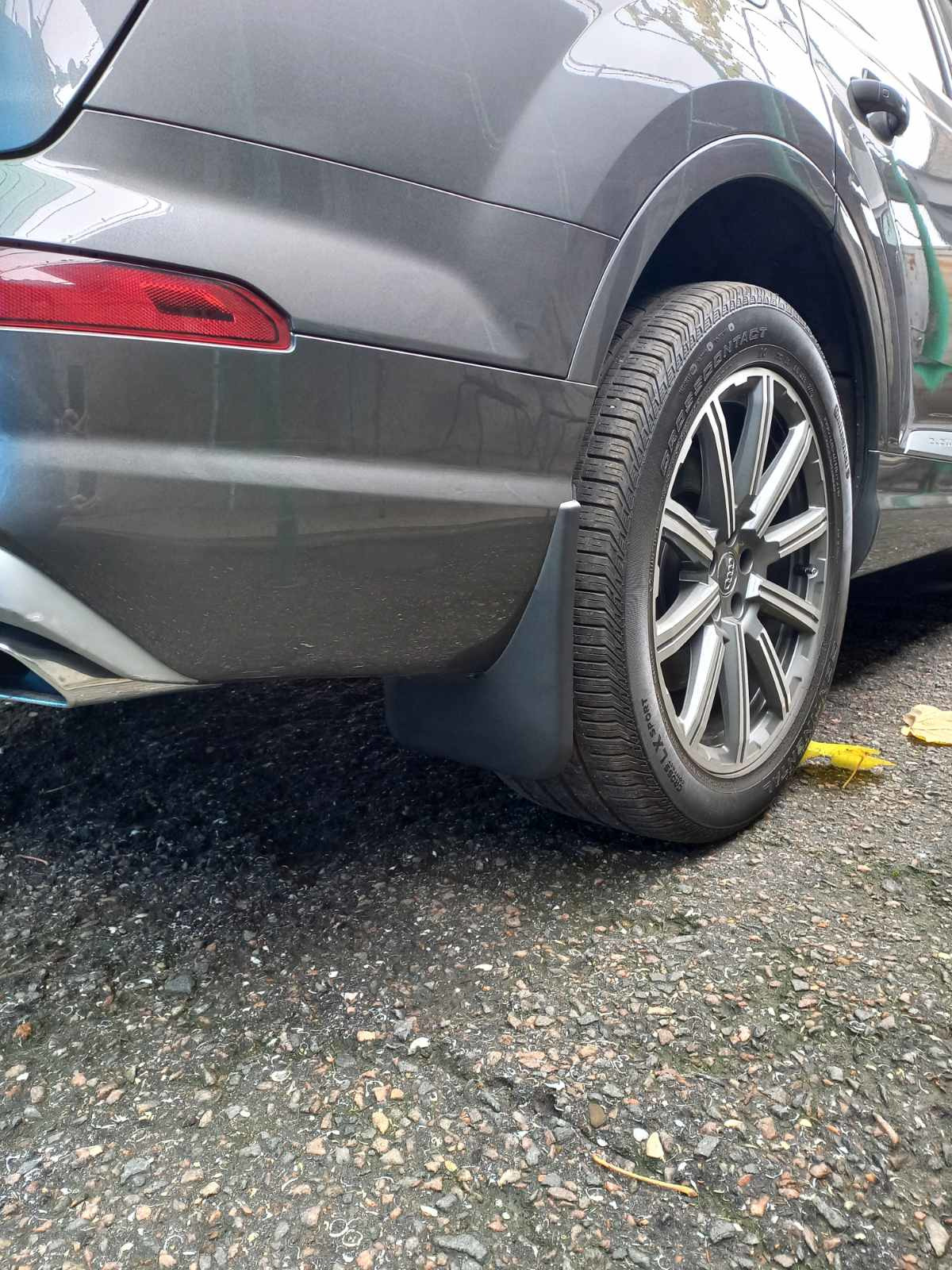Бризковики Audi Q7 — фото 2