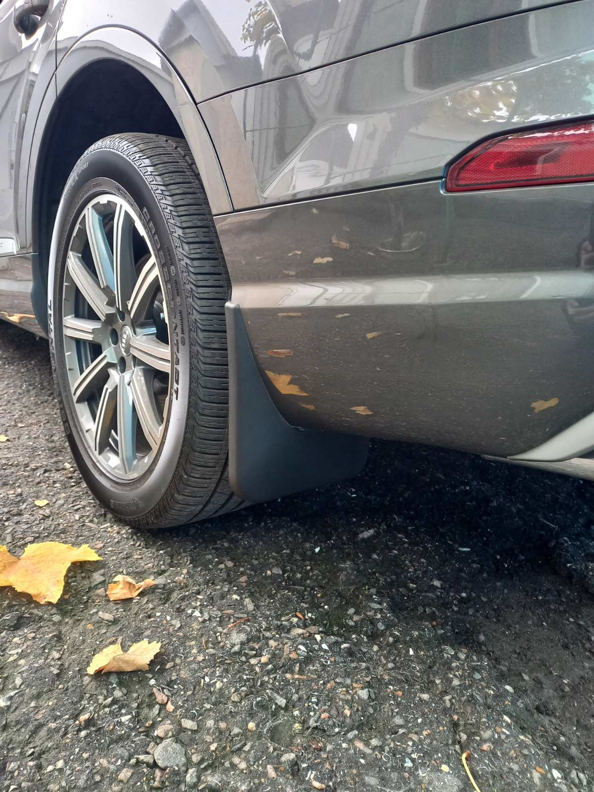 Бризковики Audi Q7 — фото 4