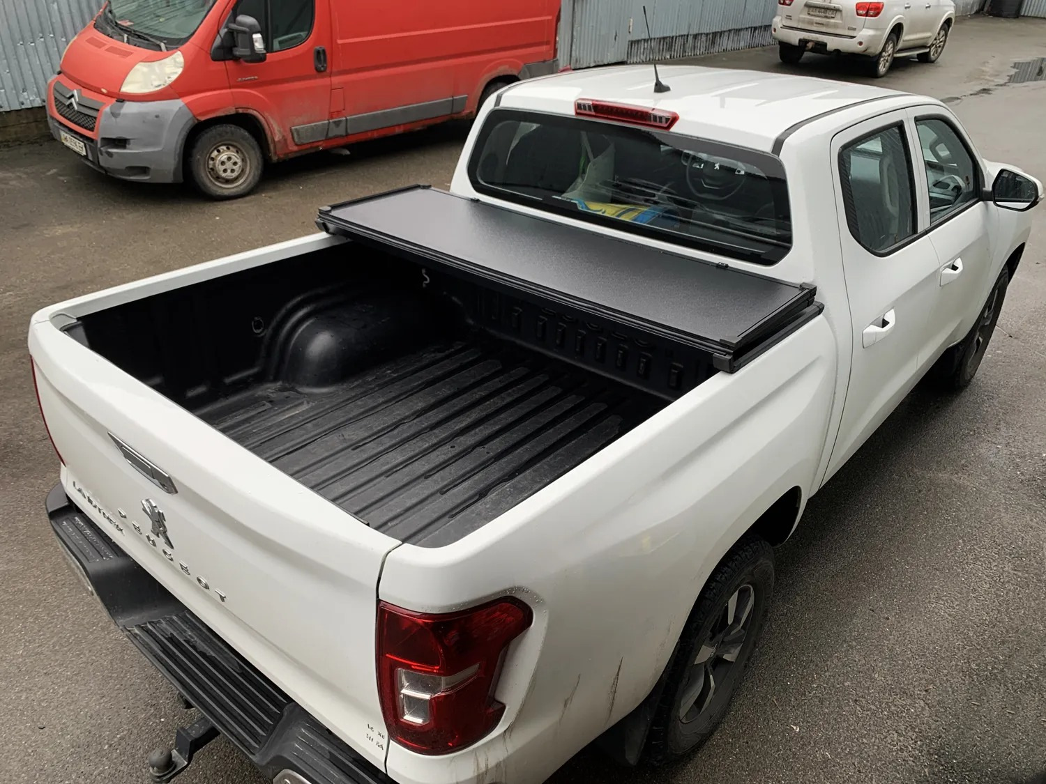 Кришка на кузов Peugeot Landtrek (трисекційна, алюмінієва) Xukey, TP-CA741