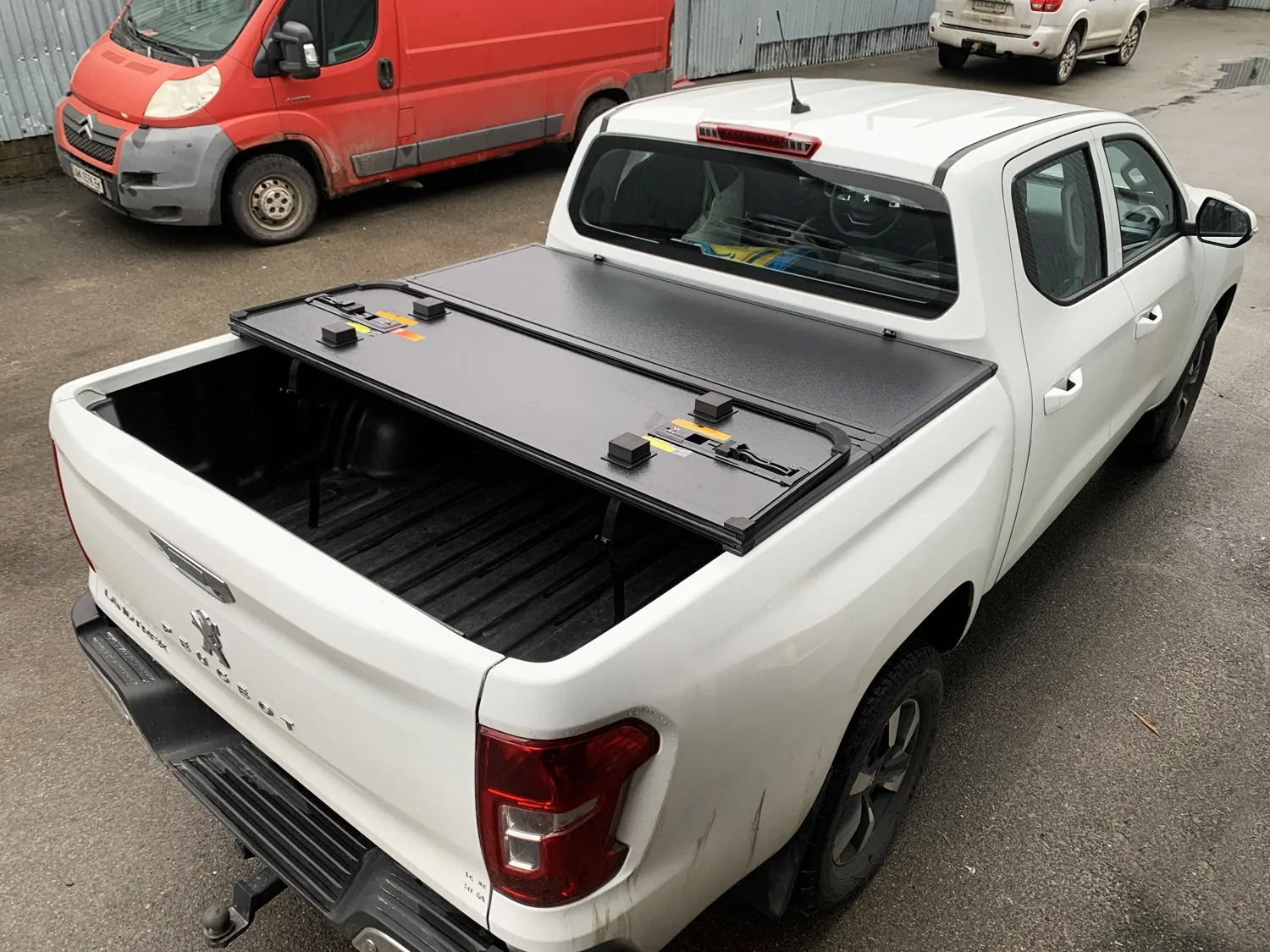 Кришка на кузов Peugeot Landtrek (трисекційна, алюмінієва) Xukey, TP-CA741