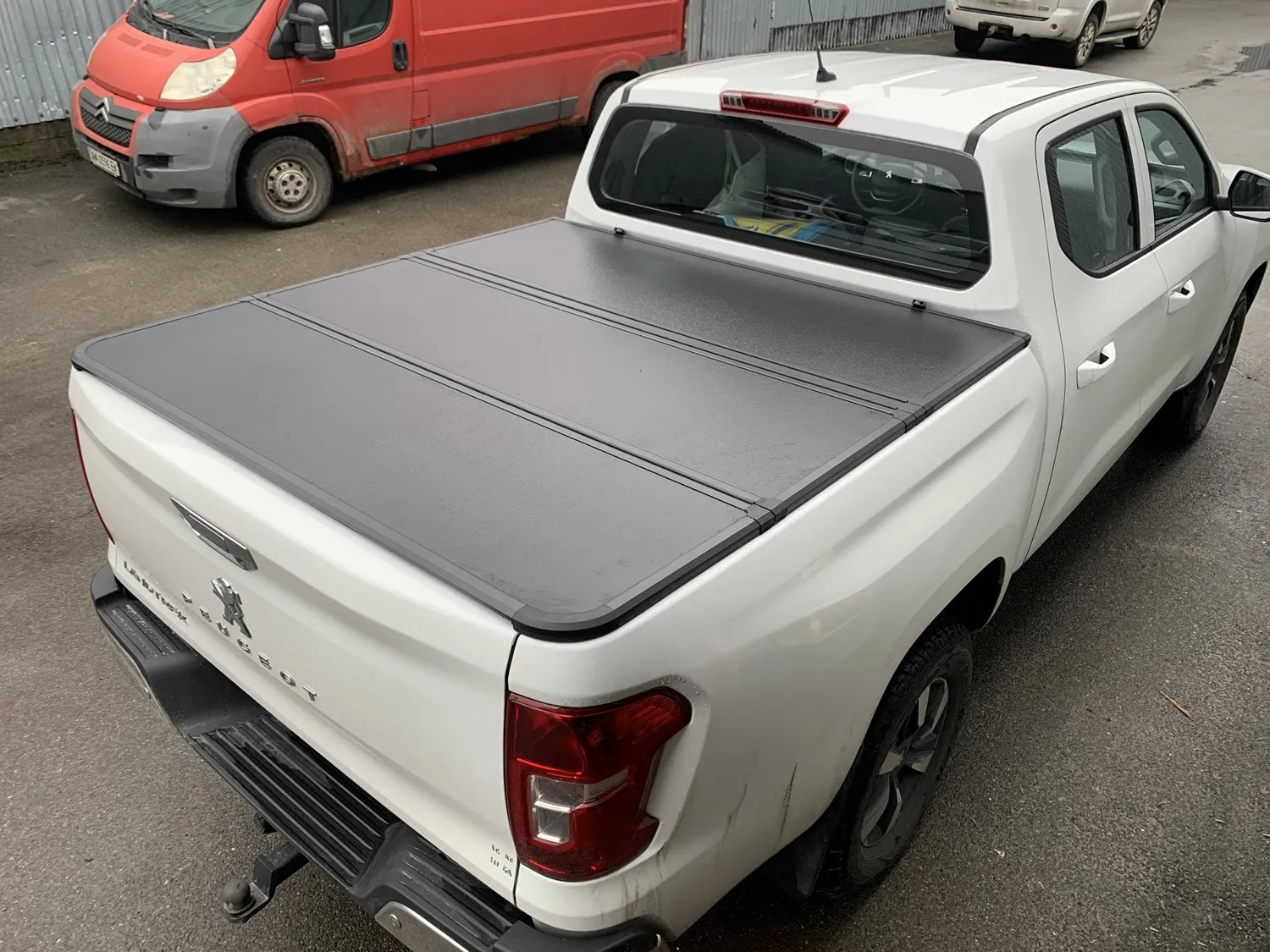 Кришка на кузов Peugeot Landtrek (трисекційна, алюмінієва) Xukey, TP-CA741