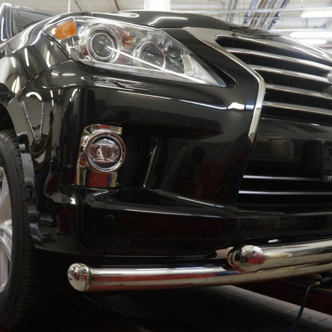 Захист переднього бампера Lexus LX570 (подвійний) d 70/70