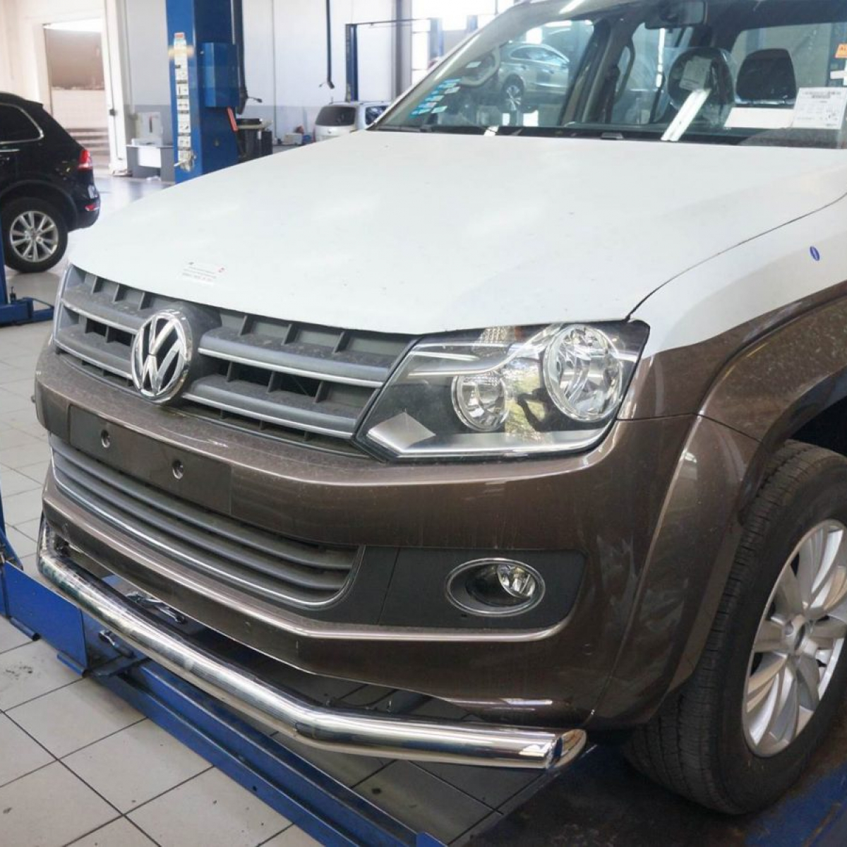 Захист переднього бампера Volkswagen Amarok (2010-) (одинарний) труба 70 мм