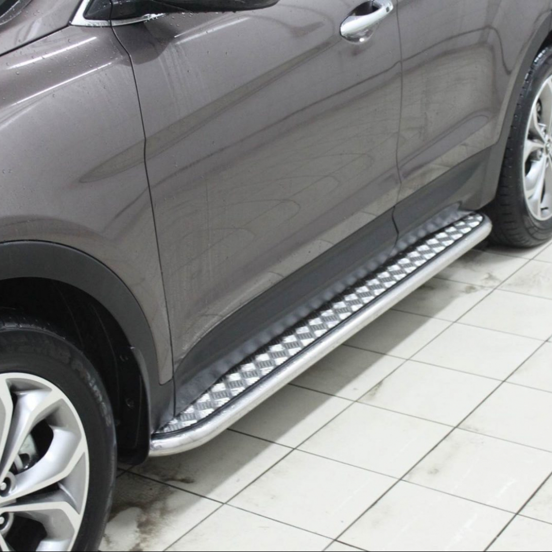 Пороги майданчик для Hyundai Santa Fe 2013+ пороги з нержавіючої сталі з алюмінієвим листом d42