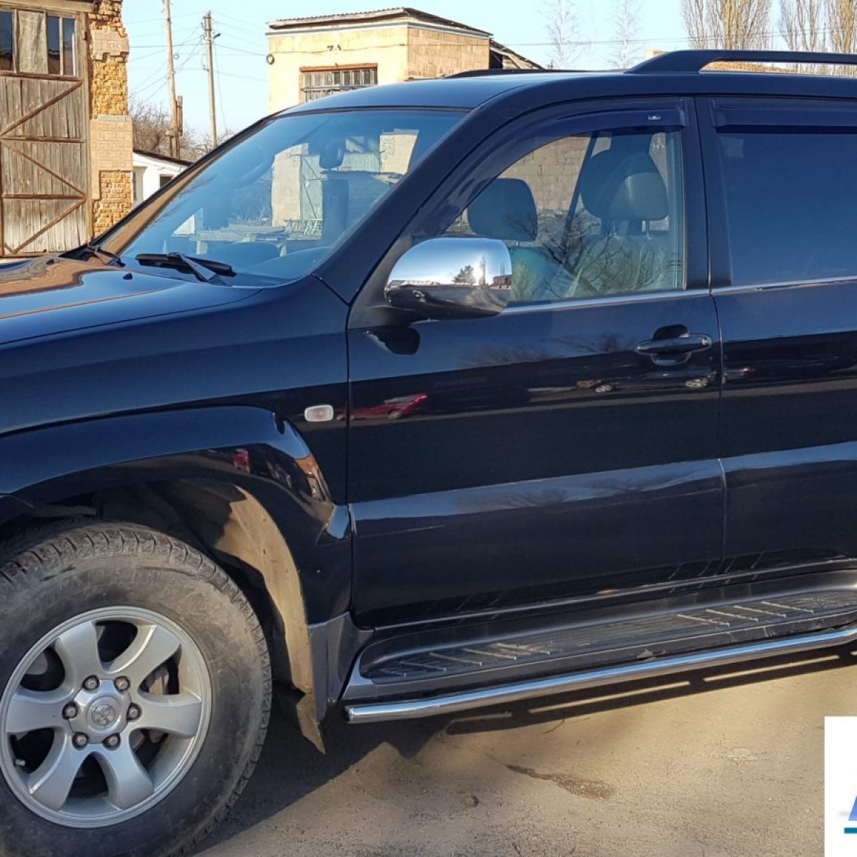 Окантовка штатного порогу для Toyota Prado 120 2002-2009