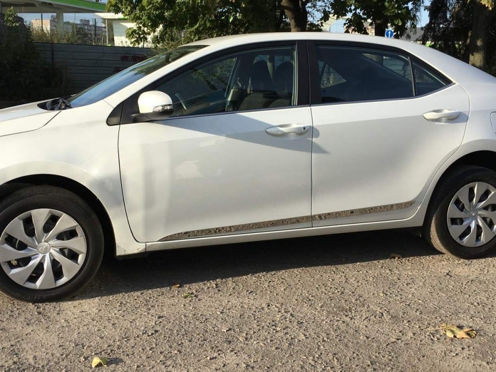 Молдинги на двері (нерж) для Toyota Corolla 2013-2017