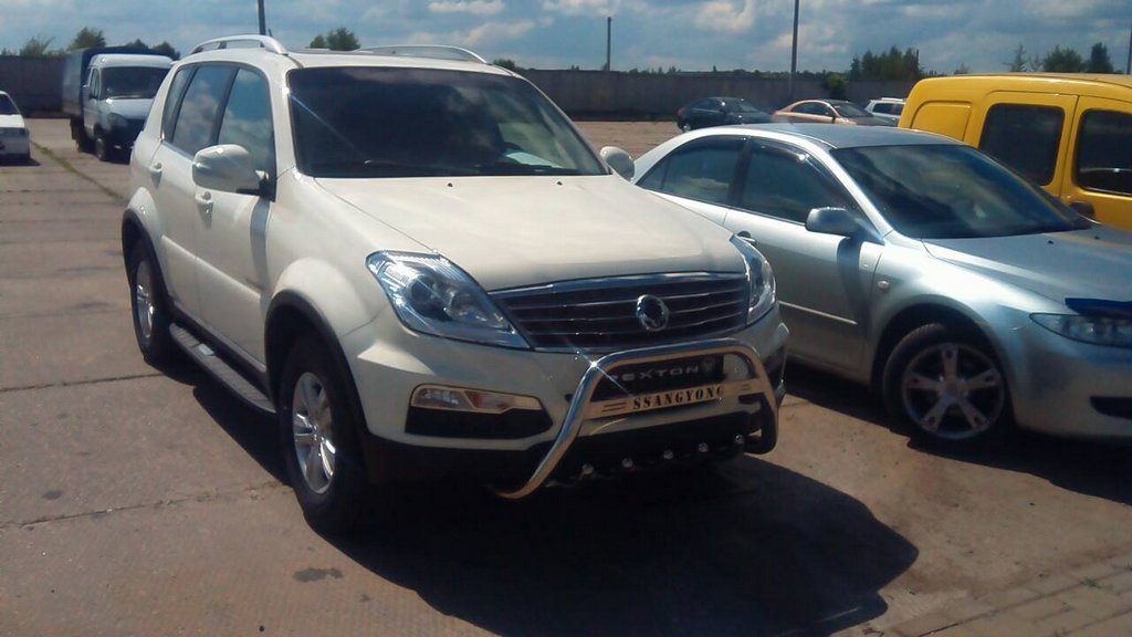 Кенгурятник WT004 (нерж) для SsangYong Rexton I 2001-2017 