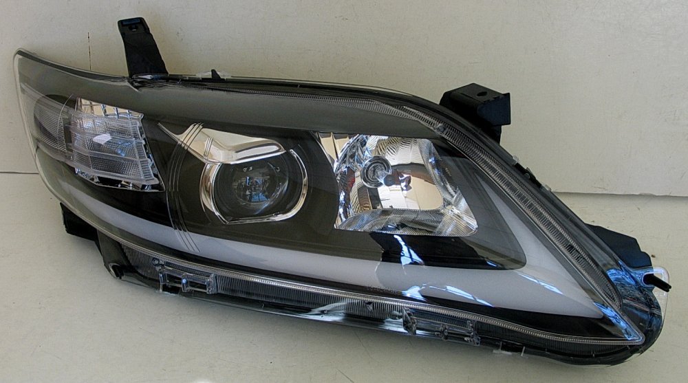 Передні фари ксенон стиль Lexus для Toyota Camry V40 2009-2012