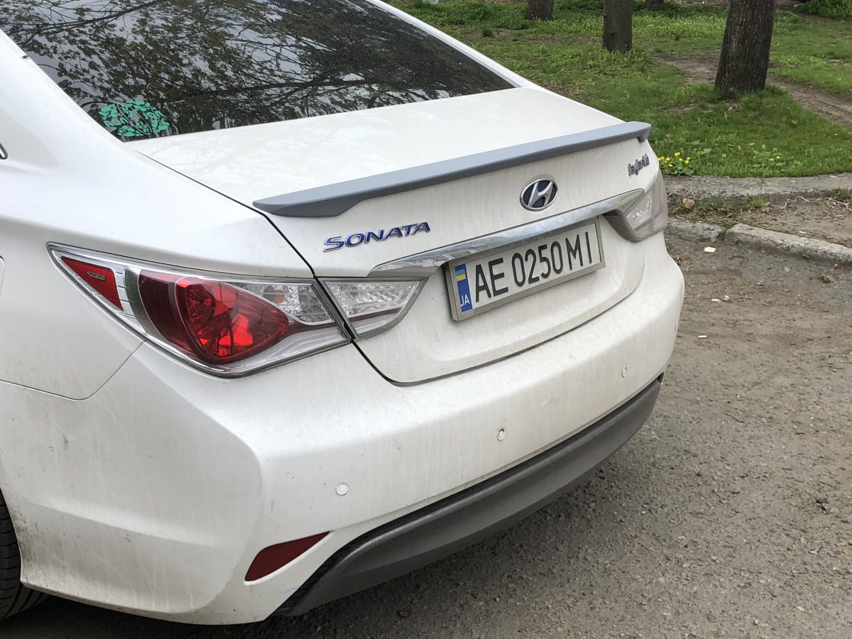 Спойлер ліп багажника Hyundai Sonata 2010-2014 АБС пластик під фарбування