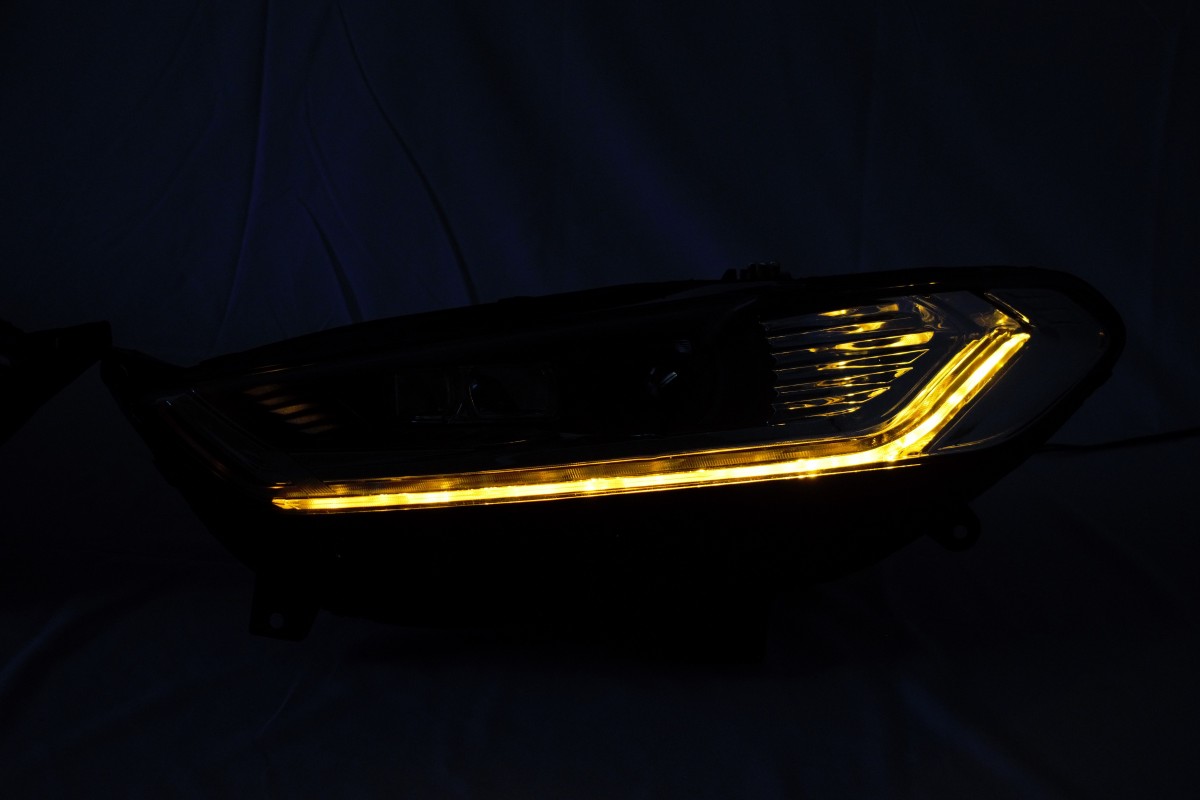 Передні фари для Ford Fusion USA / Mondeo 2013-2016