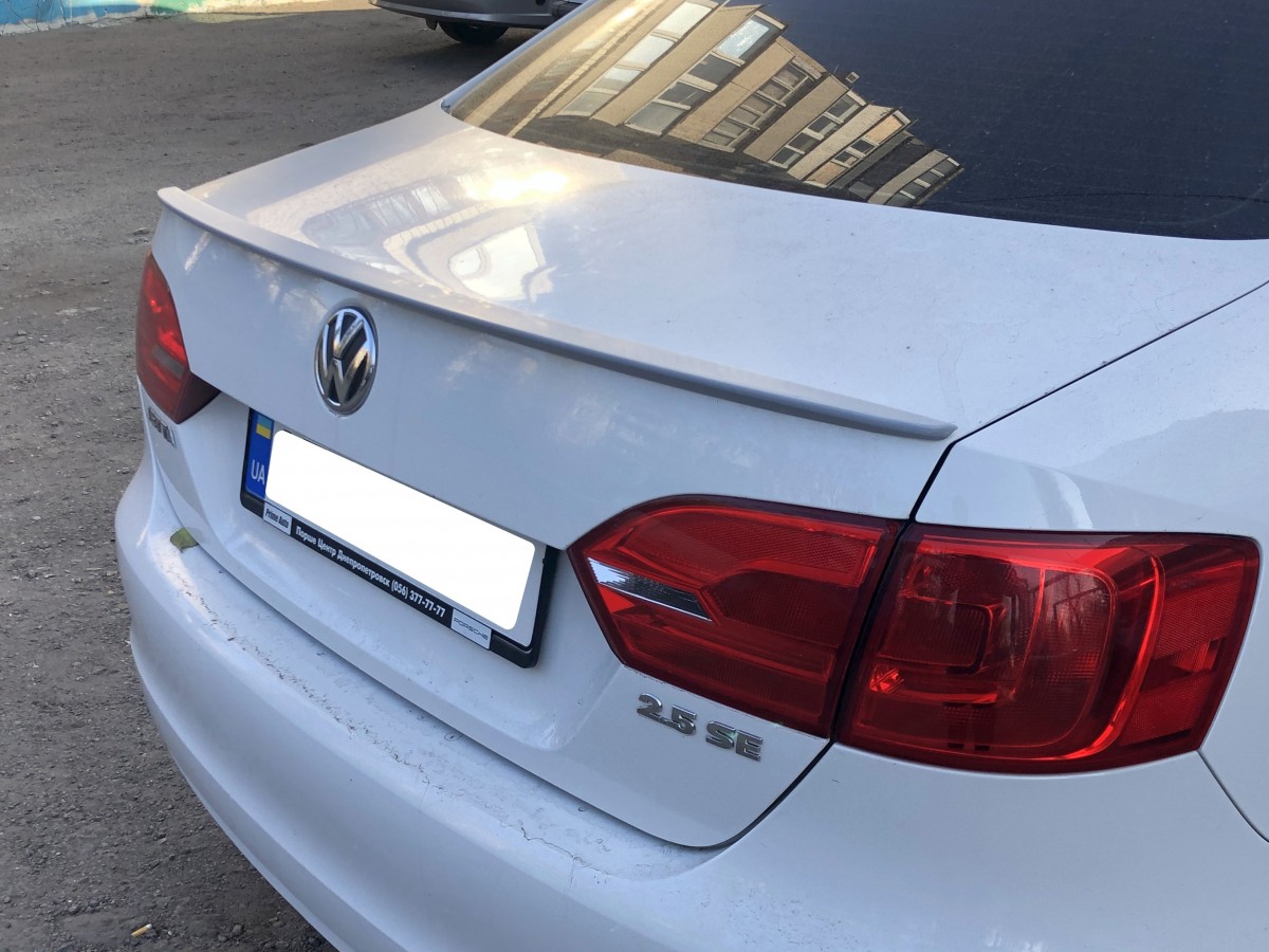 Спойлер ліп багажника Volkswagen Jetta 2010-2017 ABS пластик під фарбування