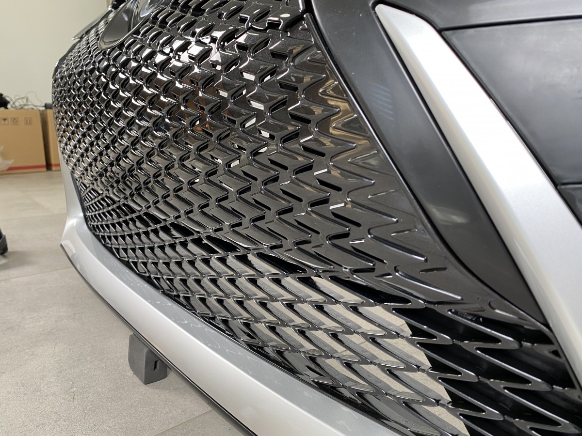 Бампер передній F-Sport Lexus CT 200h 2010-2021