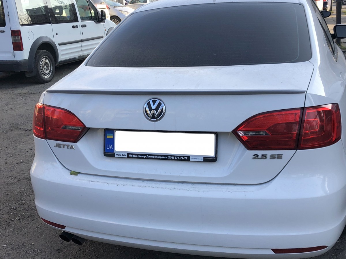 Спойлер ліп багажника Volkswagen Jetta 2010-2017 ABS пластик під фарбування