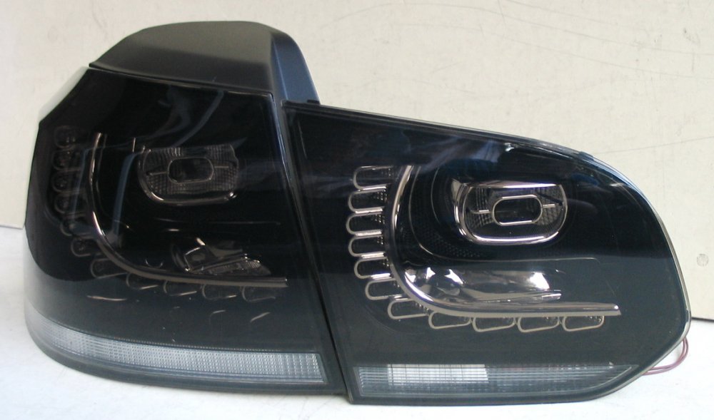 Задні ліхтарі LED R20 тоновані TC для Volkswagen Golf 6 2008-2012