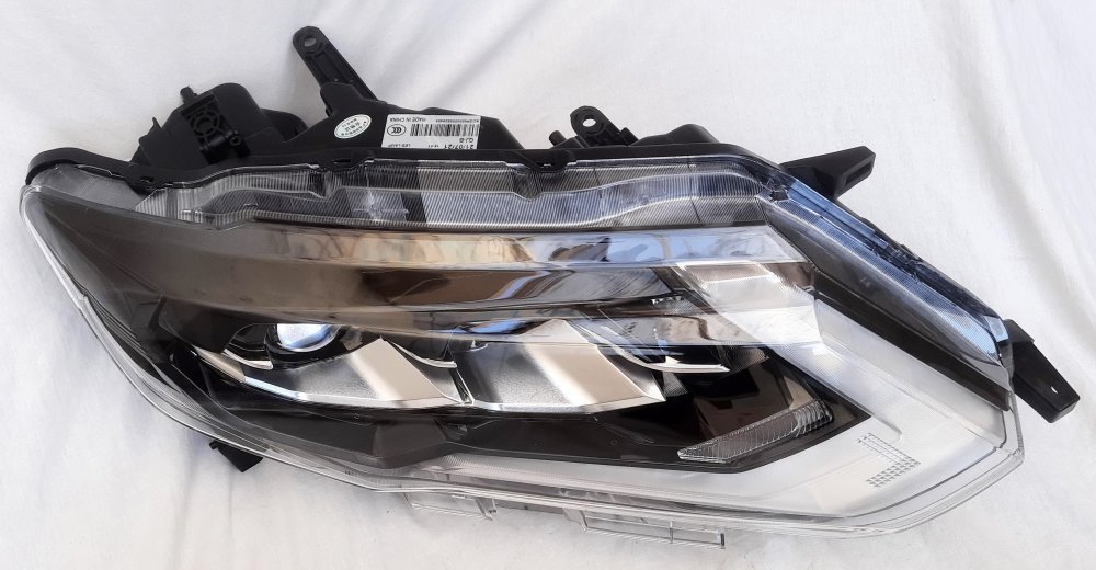 Передні фари Full LED PW для Nissan X-trail T32 2017-2022