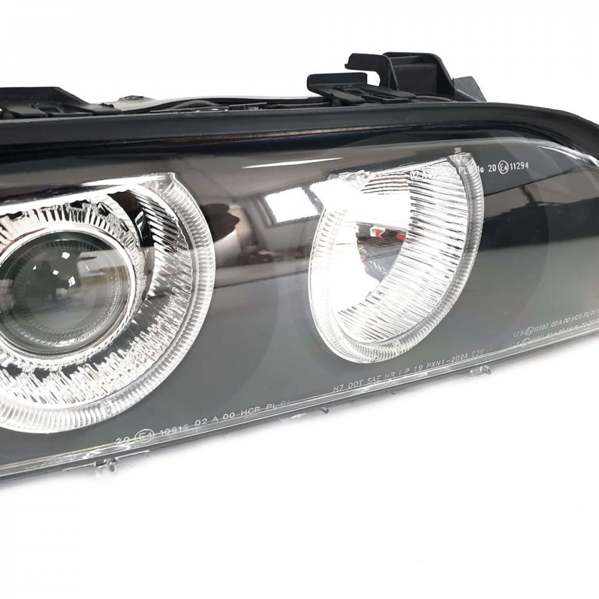 Передні фари BMW 5 Series E39 2000-2003 роки 63126902425 / 63126902426