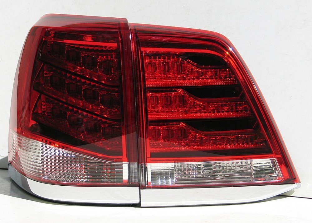 Задні ліхтарі для Toyota Land Cruiser LC 200 червоні LED 2008-2016