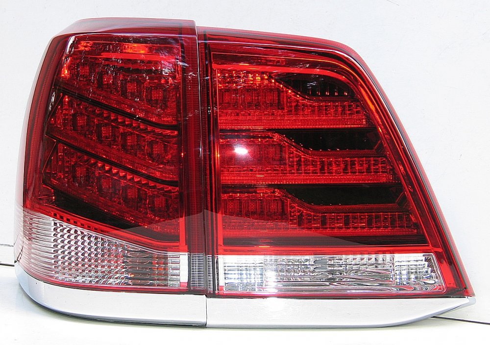 Задні ліхтарі для Toyota Land Cruiser LC 200 червоні LED 2008-2016