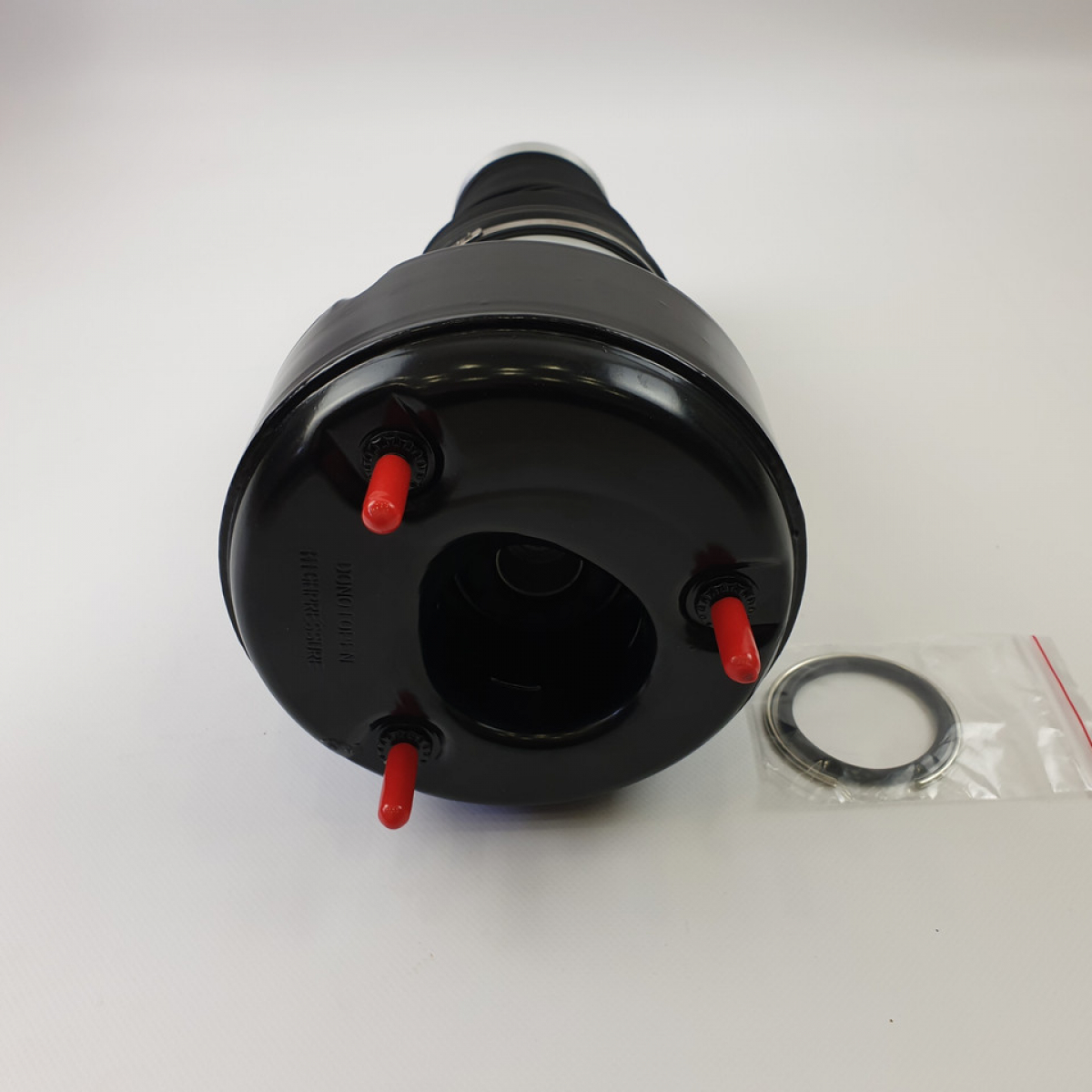 Передній пневмобалон на Mercedes S-Class W221 2005-2013 рік ( 4Matic )