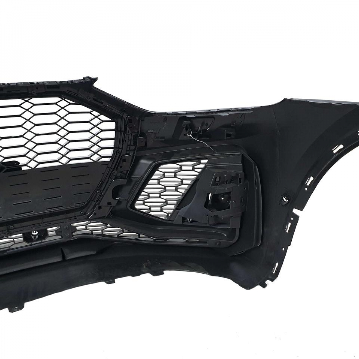 Передній бампер на Audi Q5 80A 2020-2023 року (стиль RSQ5)