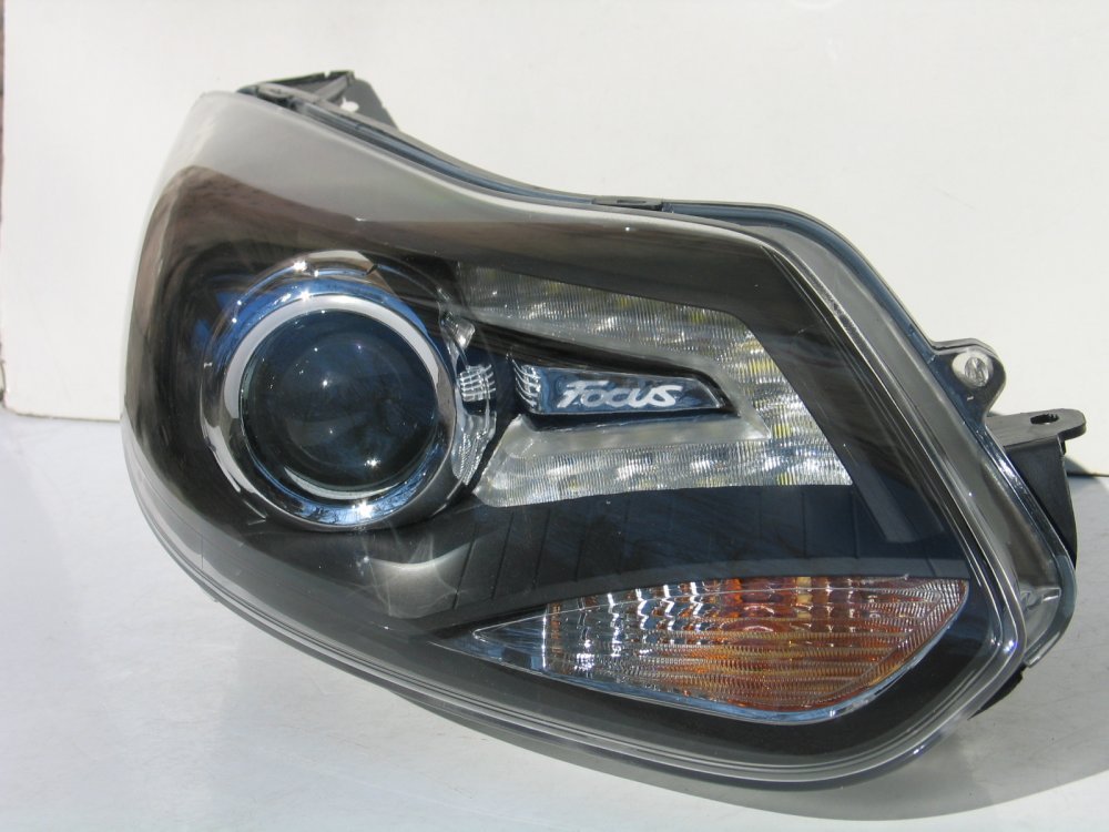 Передні фари тюнінг ксенон для Ford Focus 3 2011-2015