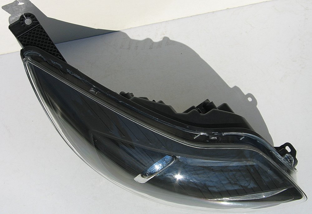 Передні фари тюнінг ксенон для Ford Focus 3 2011-2015