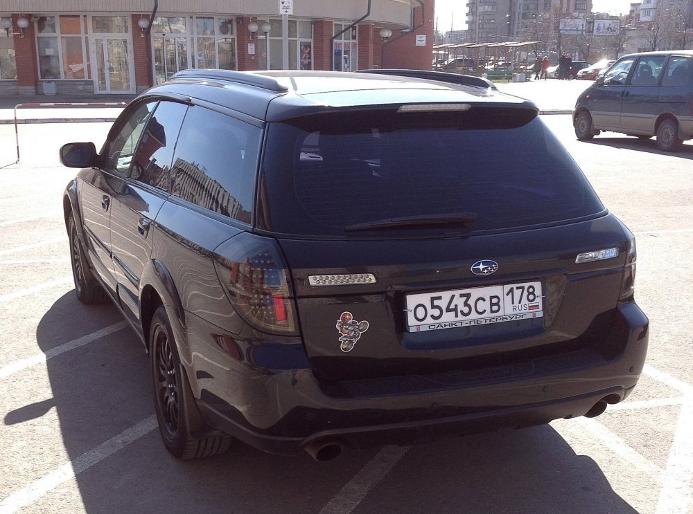 Задні ліхтарі чорні Valenti для Subaru Outback 2005-2009
