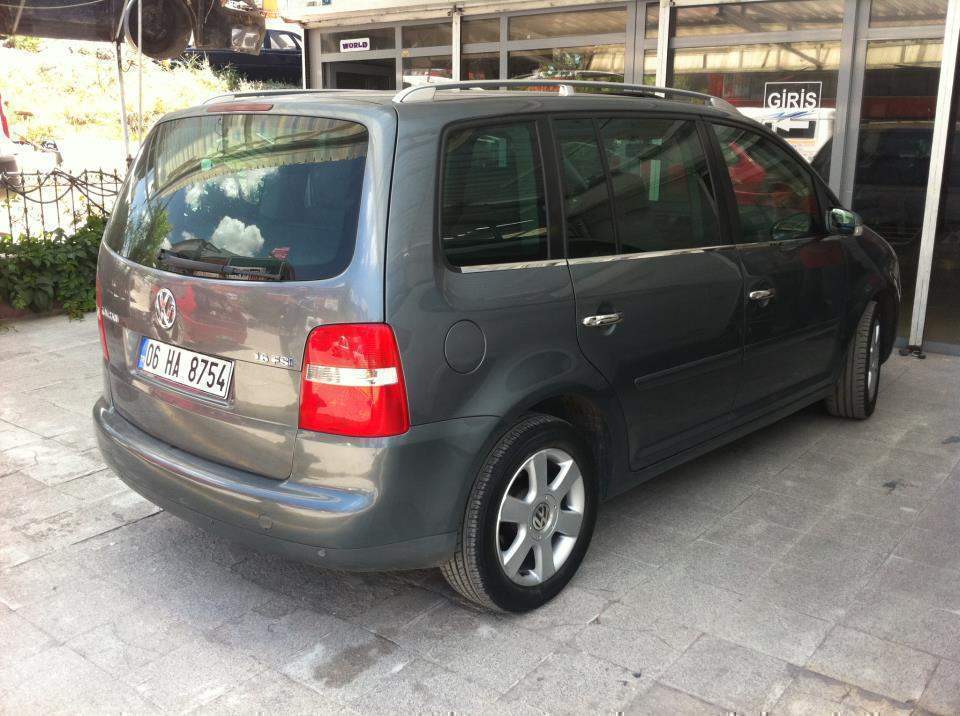 Молдінги вікна нижні Volkswagen Touran 2003-2009 (нержавіюча сталь)