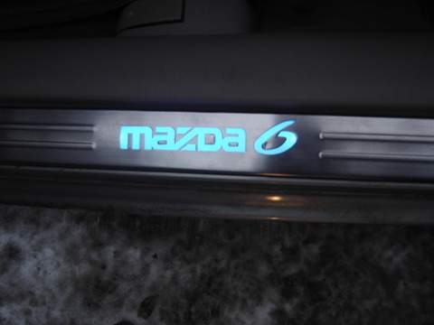 Накладки на пороги Mazda 6 2003-2007 с подсветкой