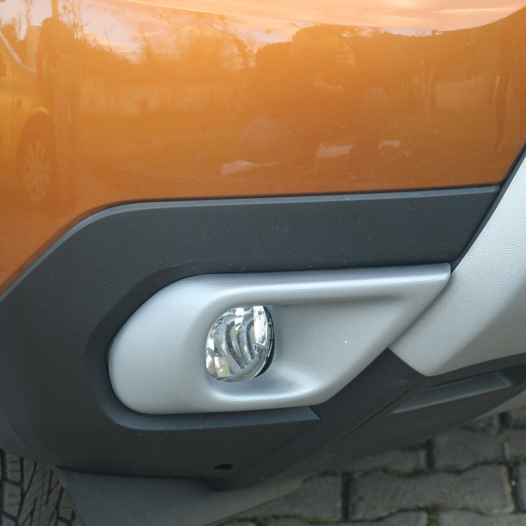 Накладки на протитуманки (ABS, сіра) для Renault Duster 2018↗ мм.
