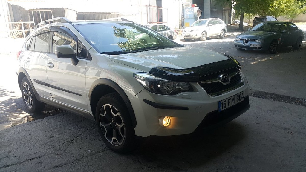 Дефлектор капота (EuroCap) для Subaru XV 2011-2017 років.