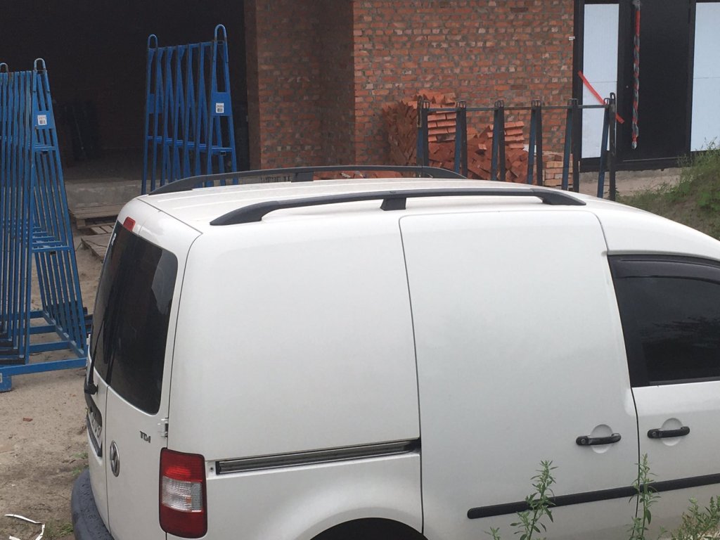 Рейлінги чорні Максі. база, Пластикові ніжки для Volkswagen Caddy 2015-2020 рр.