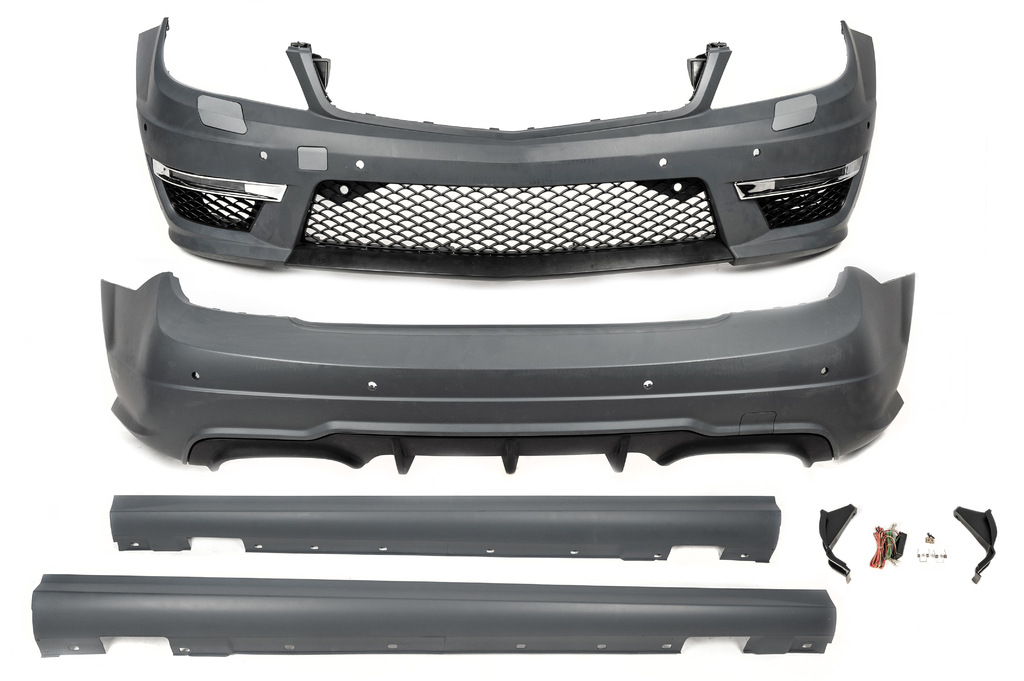 Комплект обваження С63 AMG для Mercedes C-class W204 2007-2015рр.