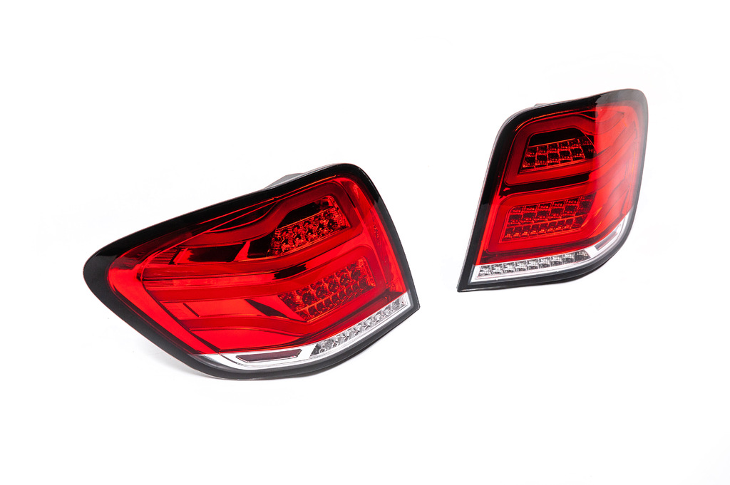 Задні ліхтарі LED (2 шт) для Mercedes ML W164